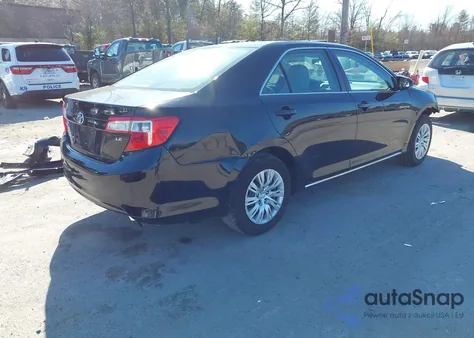 2014 Toyota Camry Le z USA, uszkodzony, nr VIN 4T4BF1FK9ER442721